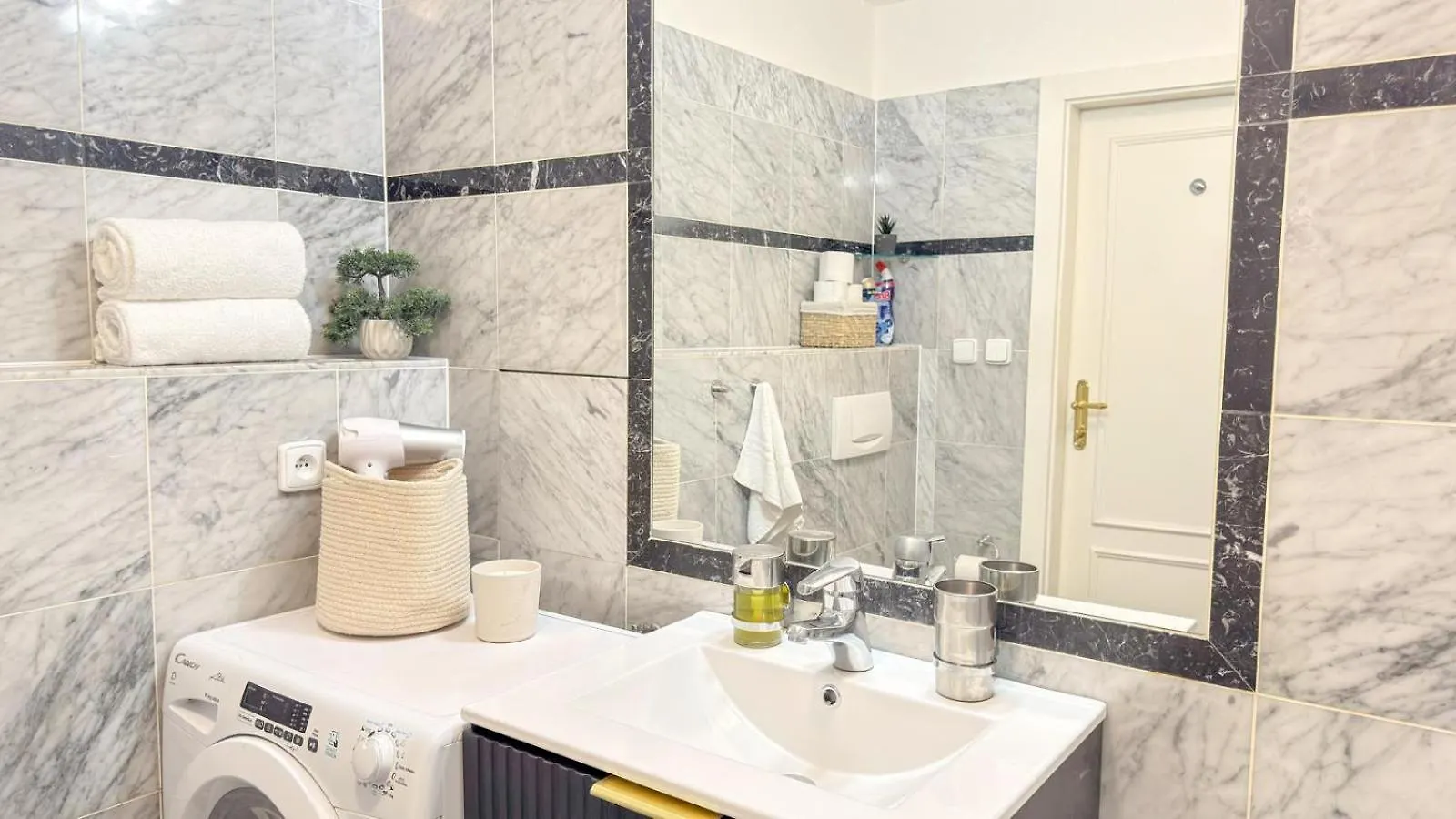 Cozy Apartment In Central Prague Near Wenceslas Sq